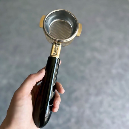 Noir Urushi Artisan Bottomless Portafilter wood, resin, or metal material detail close-up alternate view