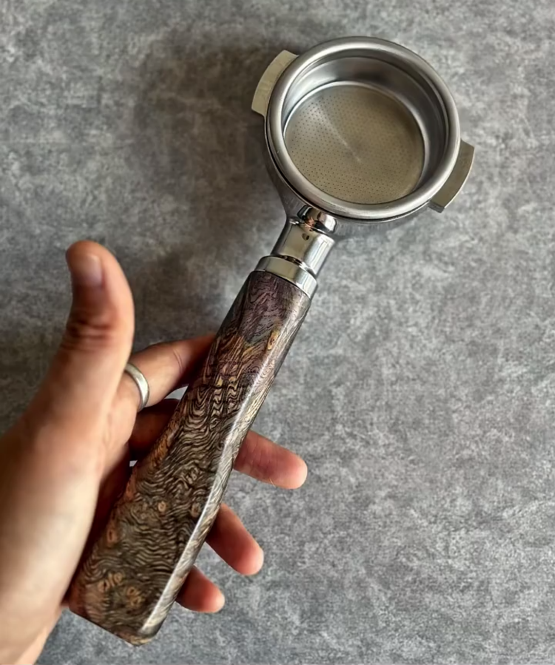 Maelstrom Artisan Bottomless Portafilter paired with Breville espresso machine setup