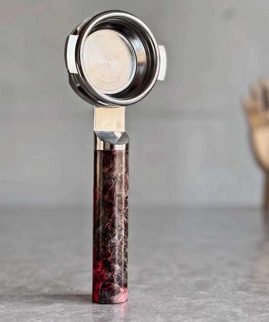 Obsidian Rose Artisan Bottomless Portafilter espresso extraction scene