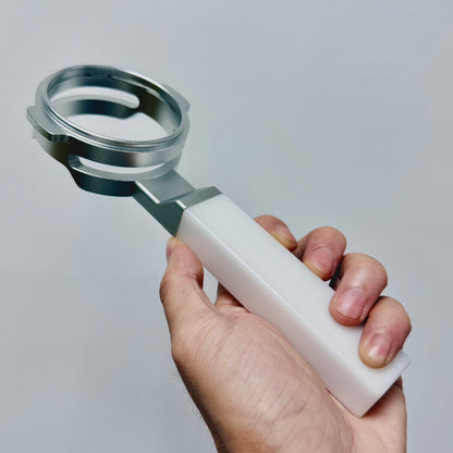 Aluminum Alloy / POM Flat-Lay bottomless portafilter | La Marzocco 58mm